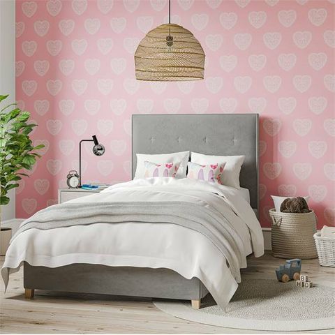 Harlequin Book of little treasures Sweet Heart Pink Wallpaper