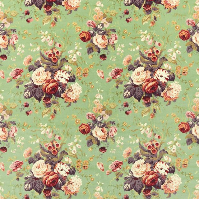 Sanderson One Sixty Fabrics Stapleton Park Squirrel/Olive