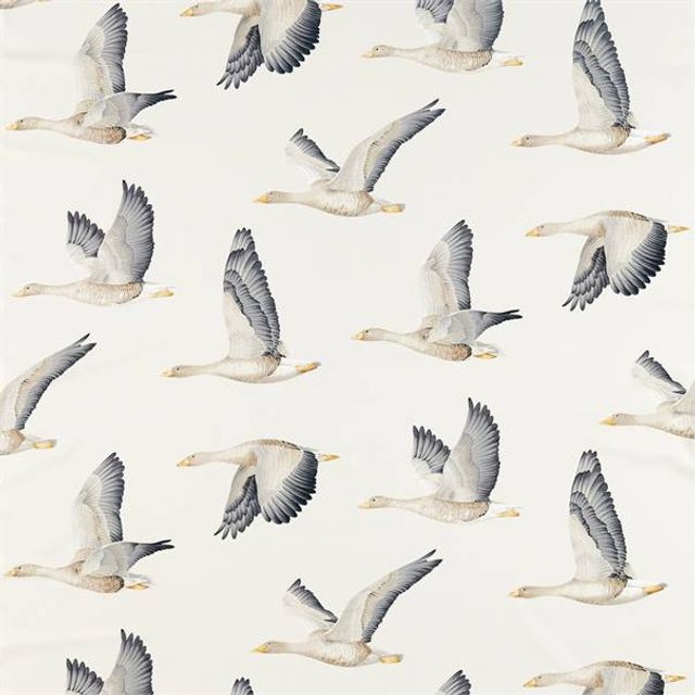 Sanderson Elysian Fabrics Elysian Geese Silver/Chalk