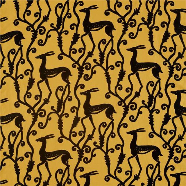 Zoffany Icons Fabrics Deco Deer Tigers Eye/Vine Black