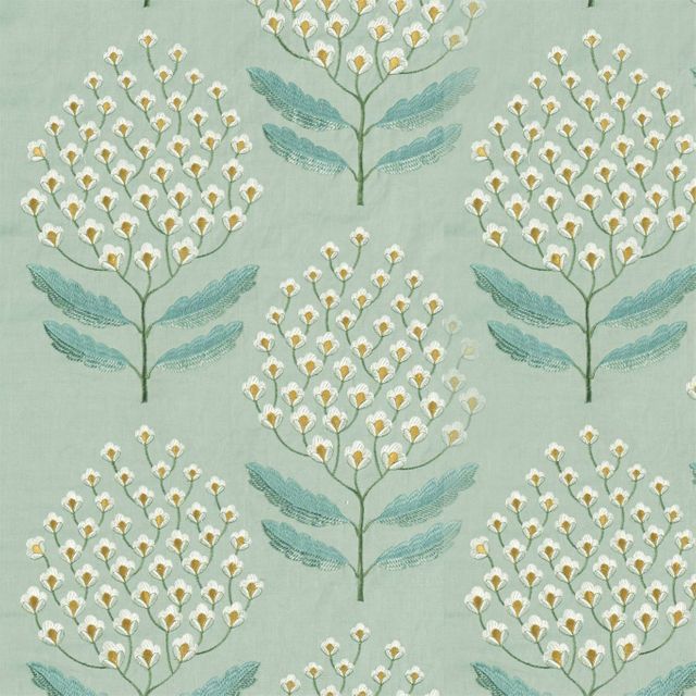 Sanderson A Celebration Of The National Trust Fabrics Bellis Blue Clay