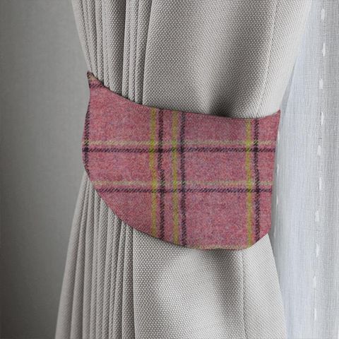 Glen Lyon Pink Tieback