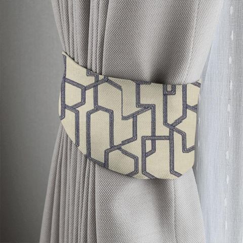 Labyrinth Midnight Tieback