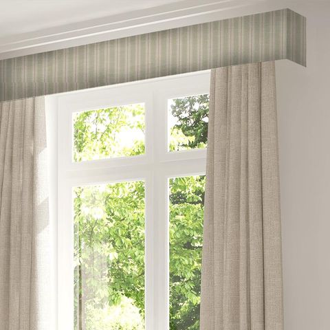 Thornwick Blush Pelmet