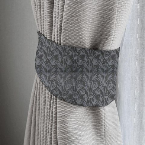 Wilder Slate Tieback