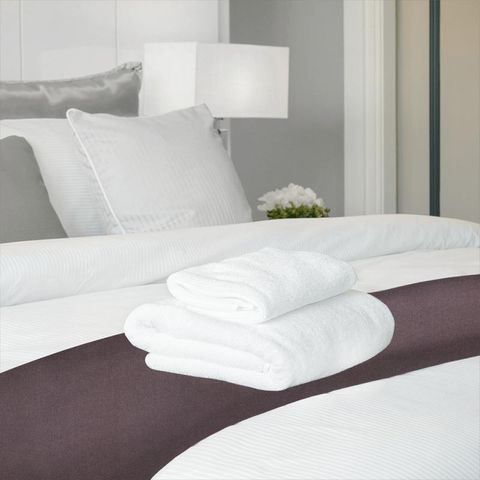 Glenmore Amethyst Bed Runner