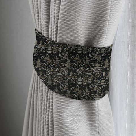 Chinoiserie Jet Tieback