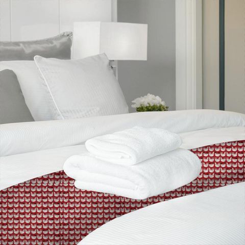 Cluck Cluck Scarlet Bed Runner