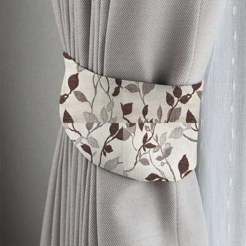 Dream Pebble Tieback