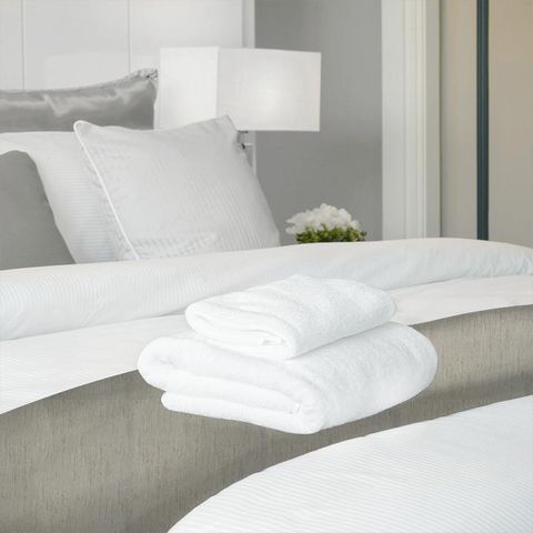 Nessa Shell Bed Runner