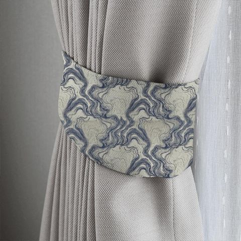 Cecilia Midnight Tieback