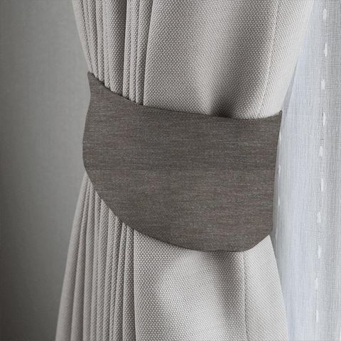 Madelyn Steel Tieback