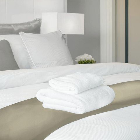 Skylar Ivory Bed Runner