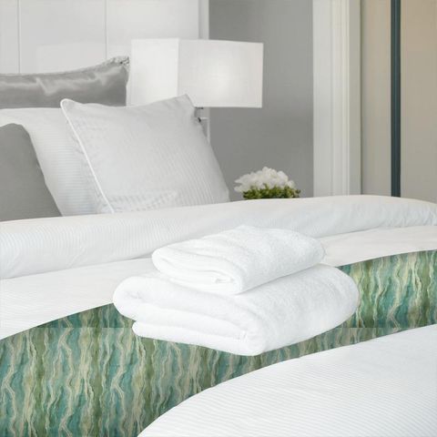 Lava Seafoam Bed Runner