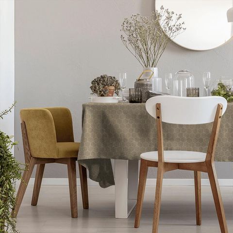 Beehive Biscuit Tablecloth