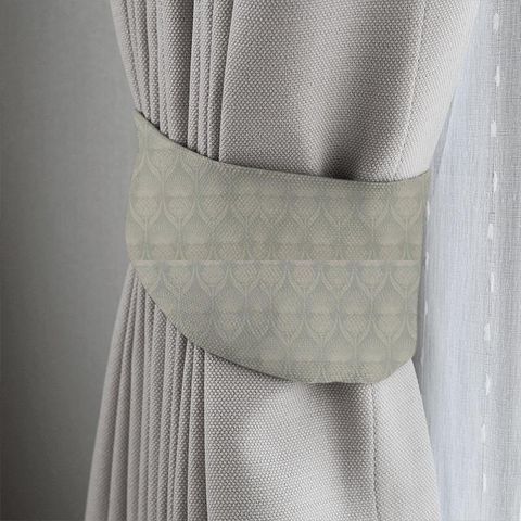 Eskdale Dusk Tieback