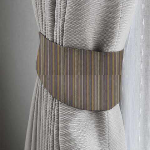 Tahoma Smoke Tieback