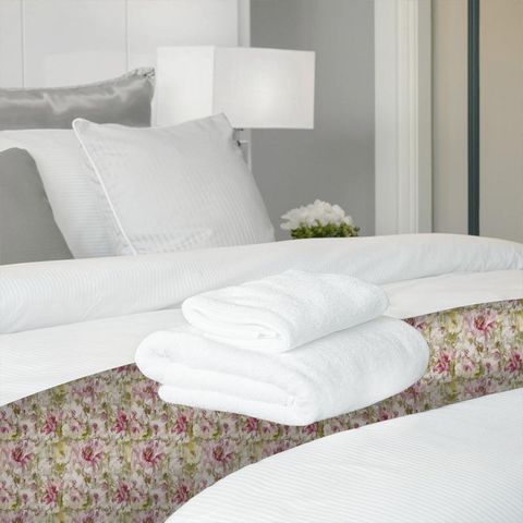 Camile Springtime Bed Runner