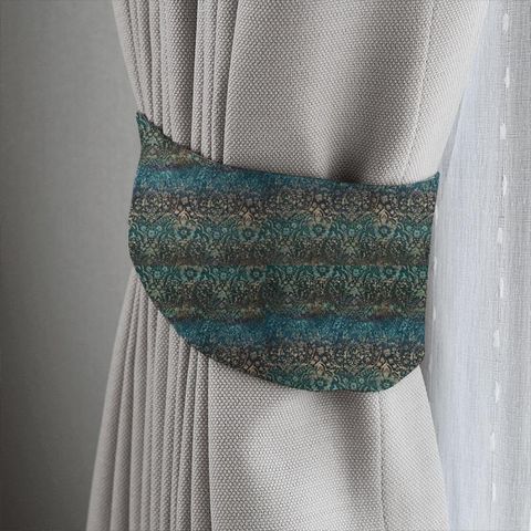 Fable Lagoon Tieback