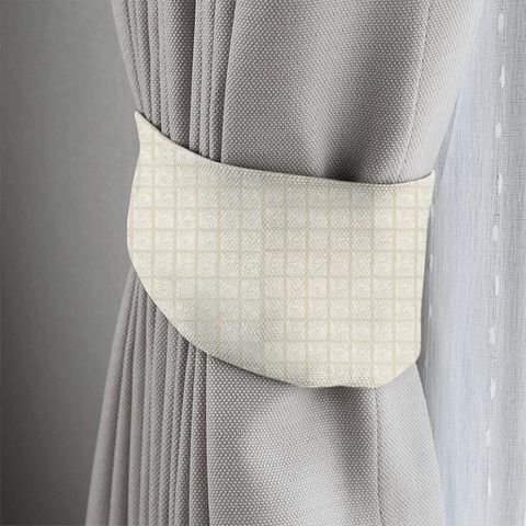 Pure Scroll Embroidery Linen Tieback