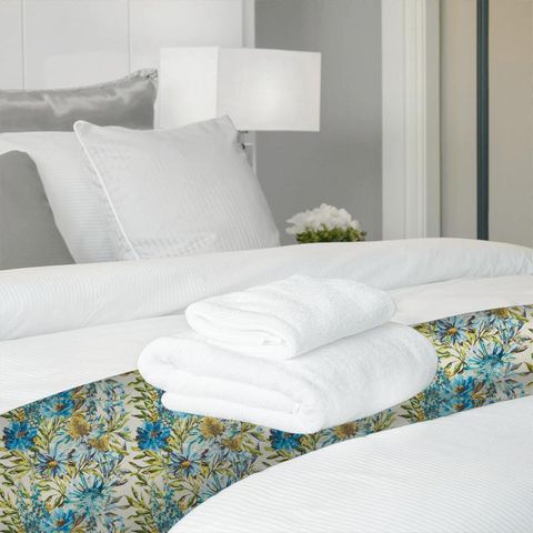 Floreale Turquoise / Ocean / Marine Bed Runner