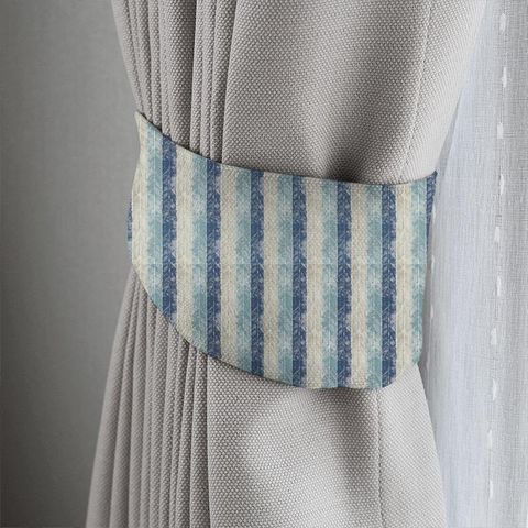 Walchia Indigo / Sky / Shell Tieback