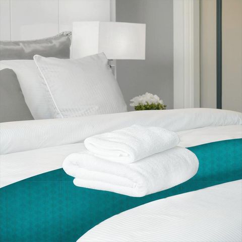 Concept Turquoise Bed Runner