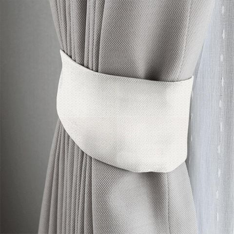 Laceria Porcelain Tieback