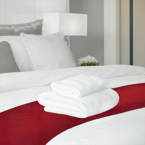 Laminar Berry Bed Runner