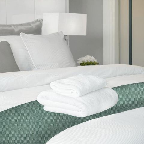 Particle Seafoam Bed Runner