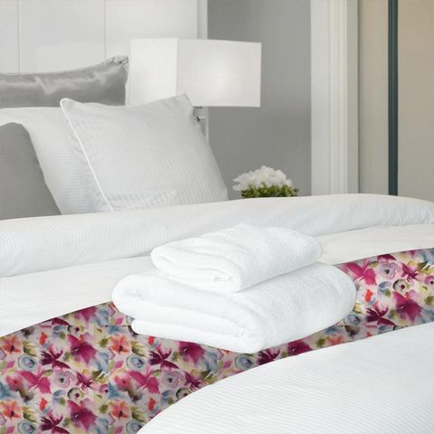 Flores Fuchsia/Zest/Azure Bed Runner