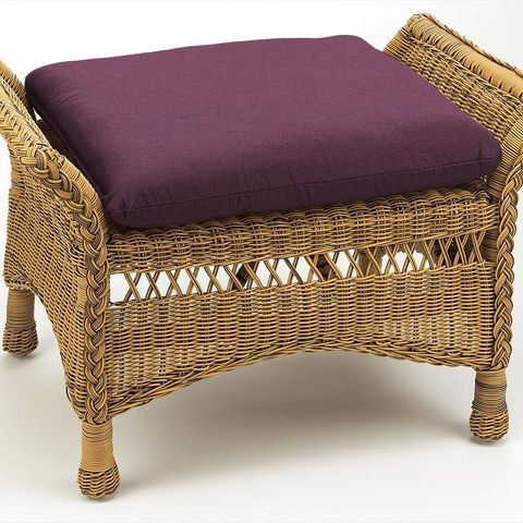Linara Cassis Box Cushion