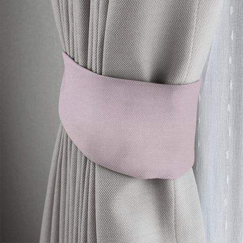 Linara Sweet Pea Tieback