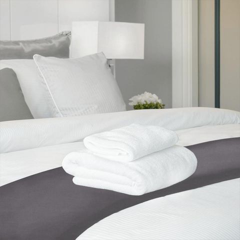 Linara Silhouette Bed Runner
