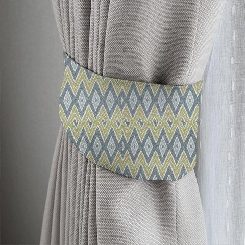 Sarouk Lovage Tieback