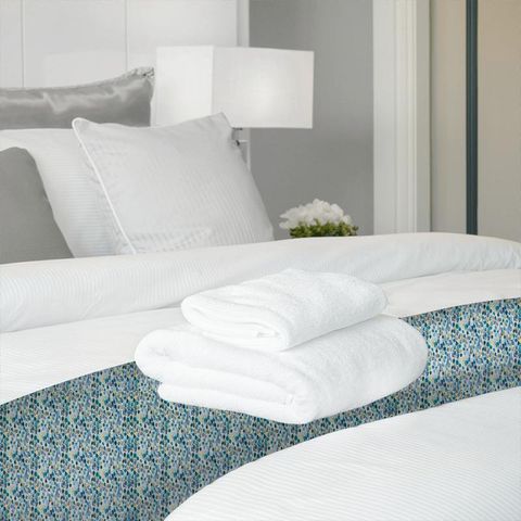 Orrin Kingfisher Bed Runner