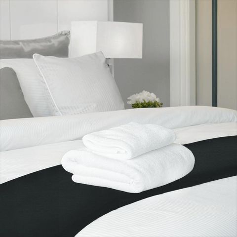 Corris Onyx Bed Runner