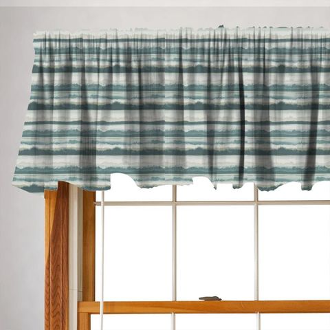 Whisby Nordic Valance