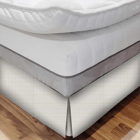 Baroque Trellis Russet/Linen Bed Base Valance