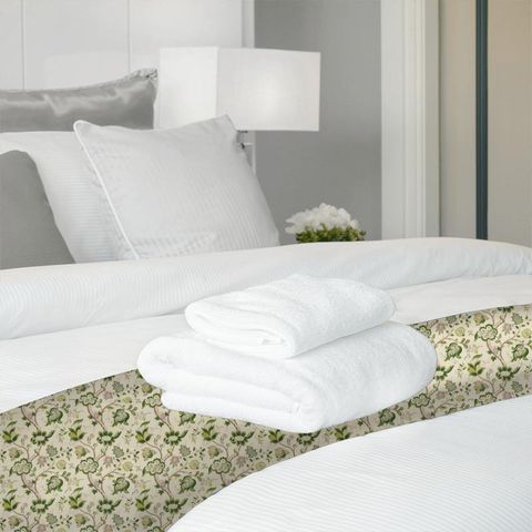 Roslyn Green Sanderson Bed Runner