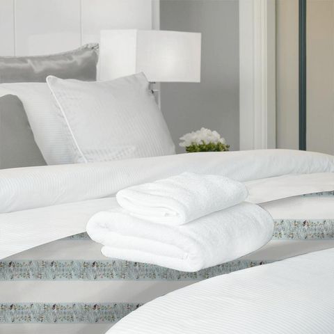 Pressed Flowers Mist/Shell Bed Runner