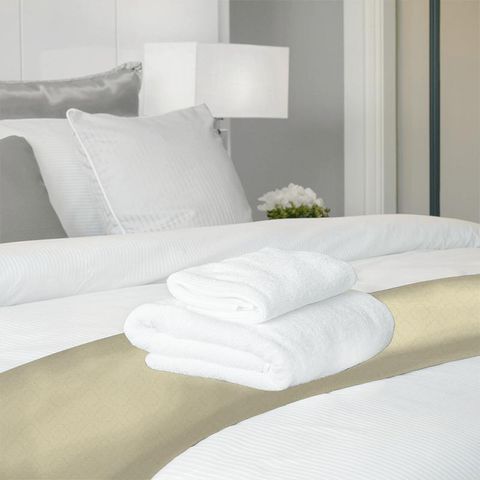 Lymington Damask Buttermilk Bed Runner