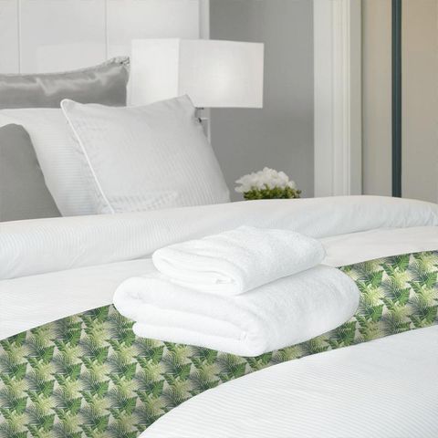 Manila Green/Ivory Bed Runner