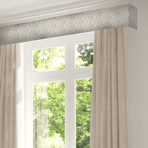 Woodland Berries Grey/Silver Pelmet