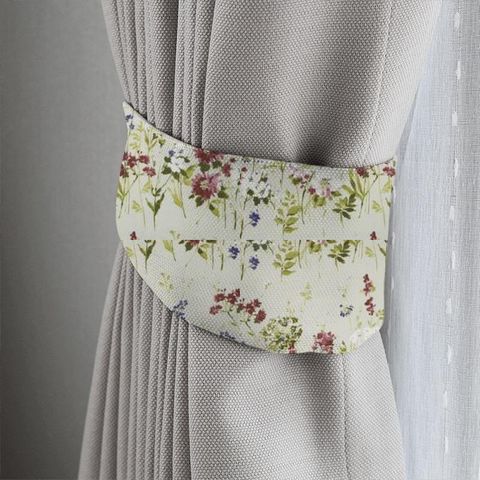 Wild Meadow Magenta Tieback