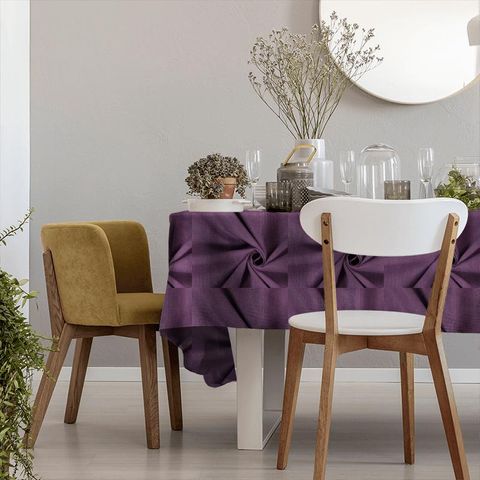 Saxon Plum Tablecloth