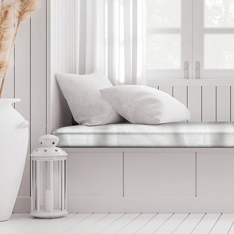 Alaska Snow Box Cushion