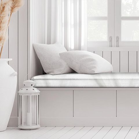 Saxon Snow Box Cushion