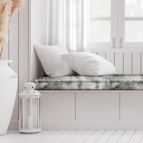 Crush Silver Box Cushion