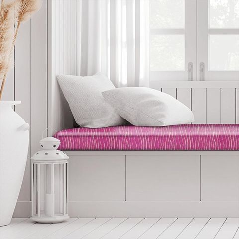 Onda Fuchsia Box Cushion
